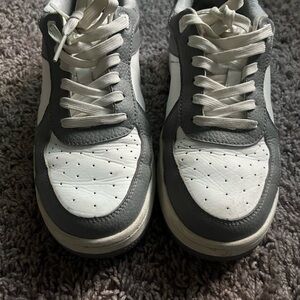 Alo Yoga Gray and White Recovery Sneakers